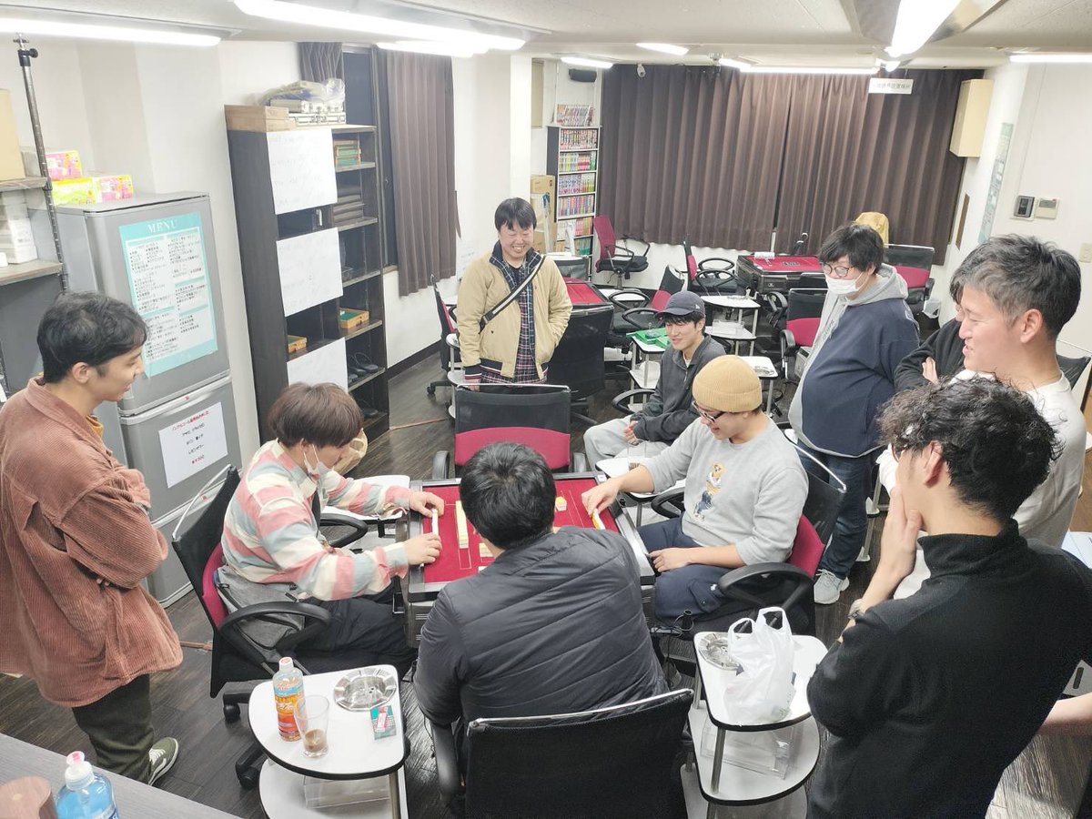 durand6052's tweet photo. 初企画のサマナーズウォー召喚士による麻雀大会！
みんなでわいわいしながら楽しんで頂き、決勝戦ではみんなで観戦しながら盛り上がりました☺️
残って感想やサマナの話で結局22時までw
今後も定期的な開催とサマナメインの会でも楽しんでもらえたらなと思っています！是非、気軽に参加して下さいませ😌 https://t.co/wc87zpSJBJ