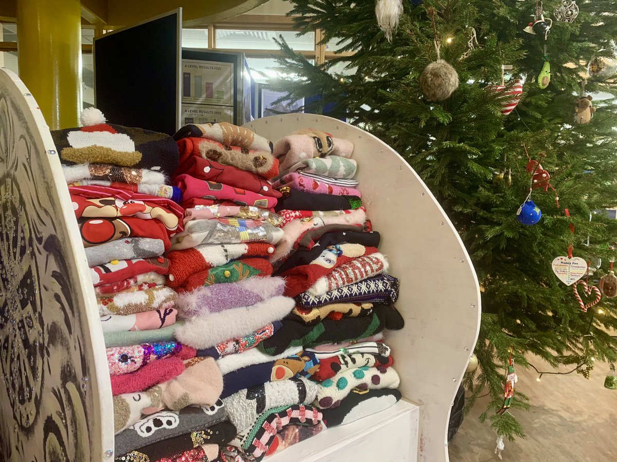Final call for donations to Eco Club’s super sustainable Christmas jumper appeal, then let the swapping begin - and please don’t forget that they’re accepting small adult sizes too!  ♻️ #recycling #reuse #reduce #ChristmasJumperDay