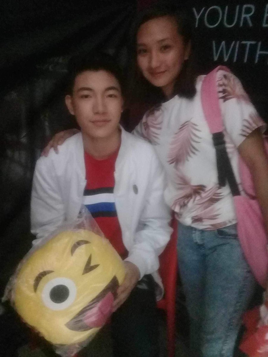 Ito yong unforgettable moment ko with D 😁😂 Opening ng City mall roxas last Nov. 14, 2018 💚 <a href="/DRadioRequest/">DARRENatics Radio Request</a> <a href="/DStreamingTeam/">DARREN's Streaming Team</a>
