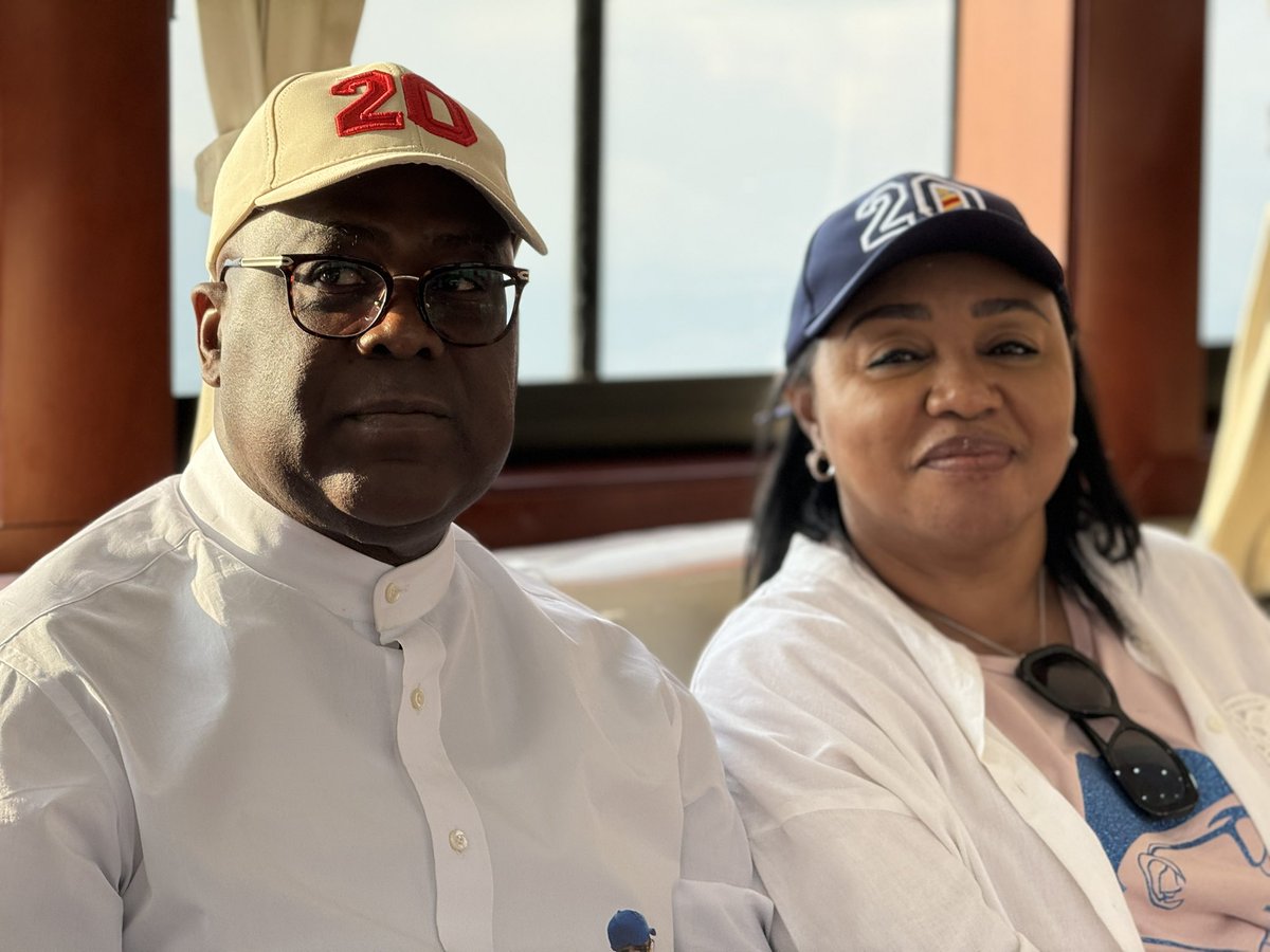 PatrickMuyaya's tweet image. #RDC : Au rendez vous du 20 décembre, le #SudKivu votera massivement pour le numéro 20.
C’est avec le sentiment d’une mission bien accomplie que le Président a pris par le lac la direction de #Goma dans le #NordKivu pour la suite de sa rencontre avec les congolais de cette partie…