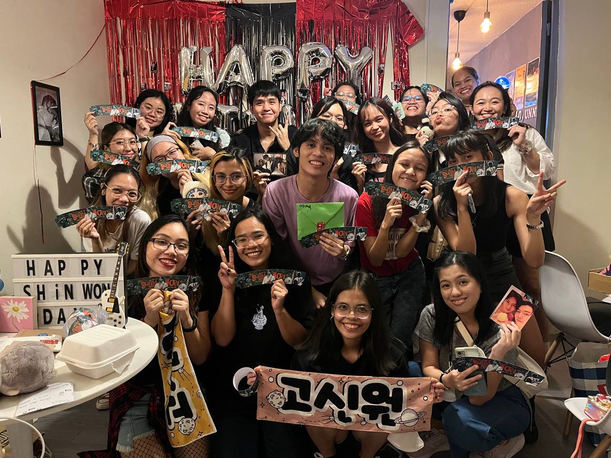 wukongscloud's tweet photo. As promised, here are the group pics from last Saturday!!!
Thank you for celebrating Shinwon's birthday with us โก
#ShinwonSupernova https://t.co/BNLlFwXOtj