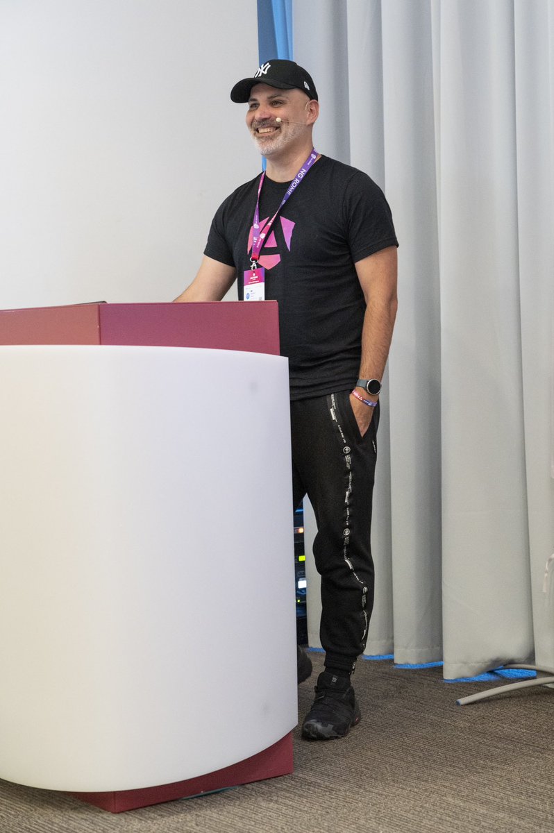 gerardsans's tweet image. Really had a great time at Angular Rome Summit with a deep dive into Generative AI 🌶️🅰️
Ended 2023 with a bang: talk + day workshop both with stellar feedback!
It’s a pleasure to be part of the Angular community and its success over the years.
#GoogleDeveloperExpert #angular