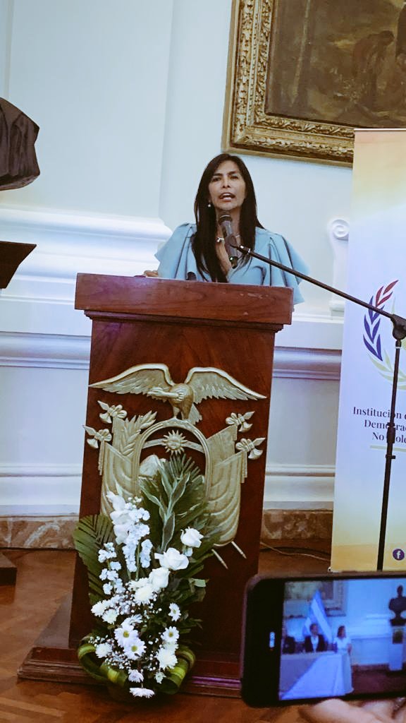 Guayas_Cpccs's tweet photo. 📌 CPCCS | GUAYAS  
Participamos en la Sesión Solemne por la Conmemoración del 75 Aniversario de la Declaración de los DDHH en #Guayaquil organizado por la  Institución de DDHH Democracia Cultura de Paz y No Violencia del Ecuador. 
#ElConsejoEresTú https://t.co/18l1CDE7ba