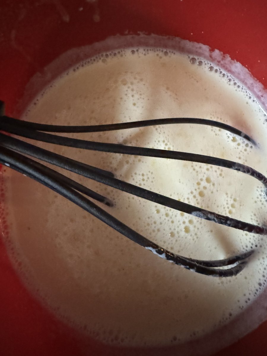 serendipity191's tweet photo. @sortedfood #snowwayout mulled wine syrup done! Working on the custard. Not curdling so far!! https://t.co/WEMwm6Prri