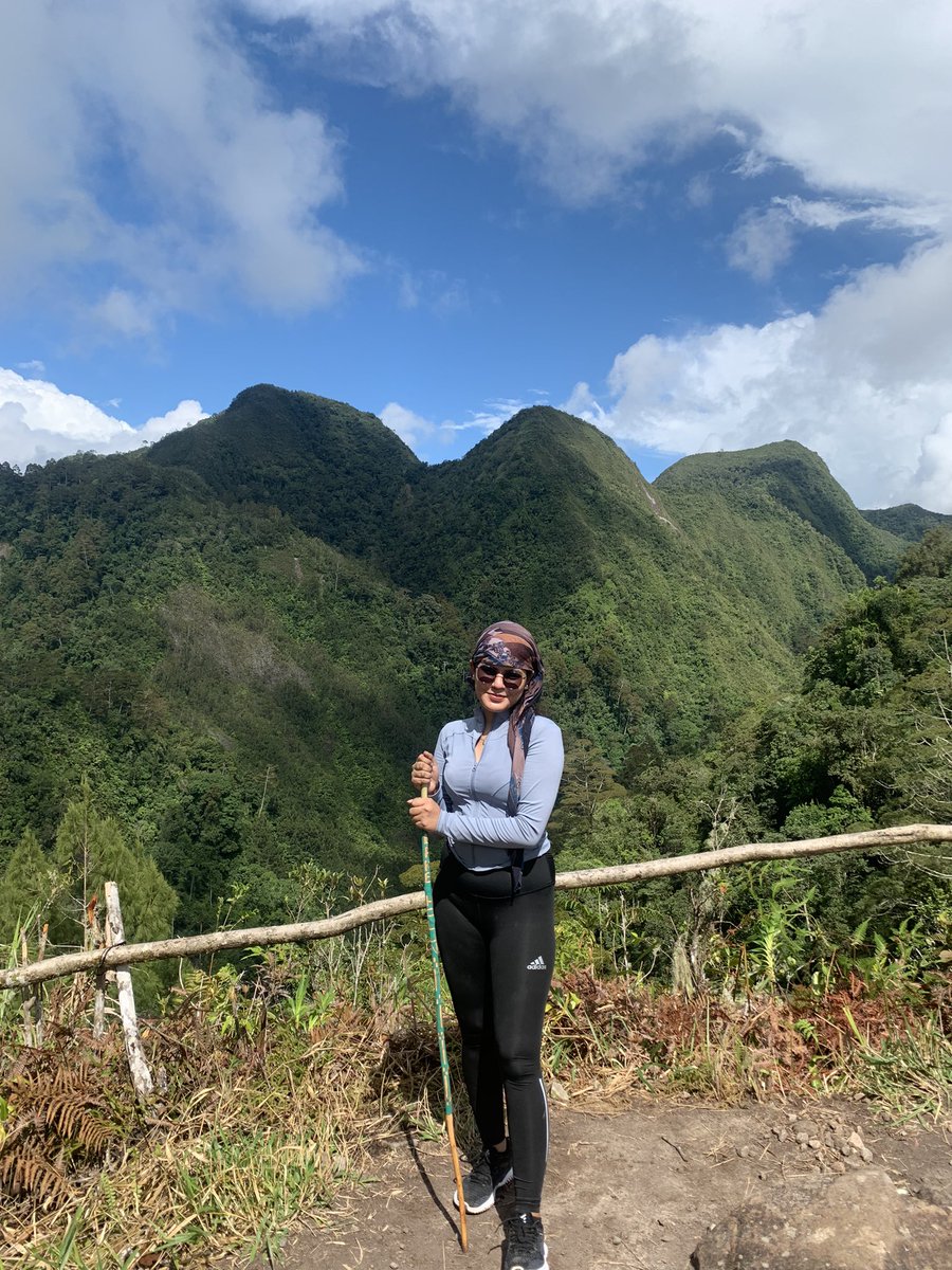 duvyssa's tweet photo. All thanks to G for the endurance and strength ! Yep , I conquerd Lake Holon #Holonized https://t.co/y6XhjoEprE