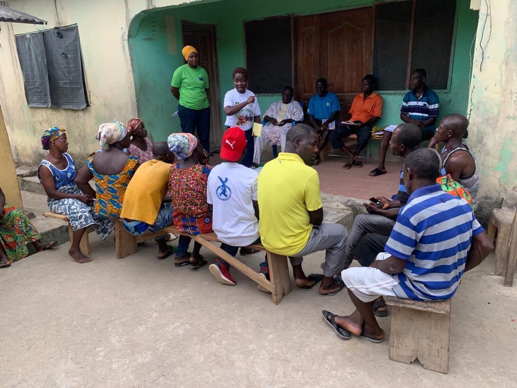 GoshenGlobal's tweet photo. 🌳🏙️🌿 Goshen Global Vision with funding from the U.S. Forest Service and in collaboration with EKMA's Social Welfare, #GGV has inaugurated two VSLAs within the Effia-Kwesimintsim Municipal Assembly—Whindo Farmers and Assakae Market Women VSLA groups. 🎉🌟 https://t.co/R6WbZK13ib