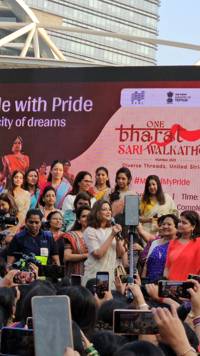 @InspiringIWomen (@inspiringiwomen) on Twitter photo We attended #SareeWalkathon @BKC MMRDA Grounds organised by @MinistryofTextiles <a href="/PiyushGoyal/">Piyush Goyal</a> Grateful <a href="/poonam_mahajan/">Poonam Pramod Mahajan</a> <a href="/DarshanaJardosh/">Darshana Jardosh</a> Proud #Stridewithpride <a href="/lorealindia/">L'Oréal India</a> no 2 molestation #IMPACT <a href="/ANI/">ANI</a> <a href="/rupaliGanguly05/">Rupali Ganguly</a> <a href="/iamsonalibendre/">Sonali Bendre Behl</a> <a href="/minimathur/">Mini Mathur</a> <a href="/neeta_lulla/">Neeta Lulla</a> <a href="/FalguniPathak12/">Falguni Pathak</a> We attended #SareeWalkathon @BKC MMRDA Grounds organised by @MinistryofTextiles <a href="/PiyushGoyal/">Piyush Goyal</a> Grateful <a href="/poonam_mahajan/">Poonam Pramod Mahajan</a> <a href="/DarshanaJardosh/">Darshana Jardosh</a> Proud #Stridewithpride <a href="/lorealindia/">L'Oréal India</a> no 2 molestation #IMPACT <a href="/ANI/">ANI</a> <a href="/rupaliGanguly05/">Rupali Ganguly</a> <a href="/iamsonalibendre/">Sonali Bendre Behl</a> <a href="/minimathur/">Mini Mathur</a> <a href="/neeta_lulla/">Neeta Lulla</a> <a href="/FalguniPathak12/">Falguni Pathak</a>