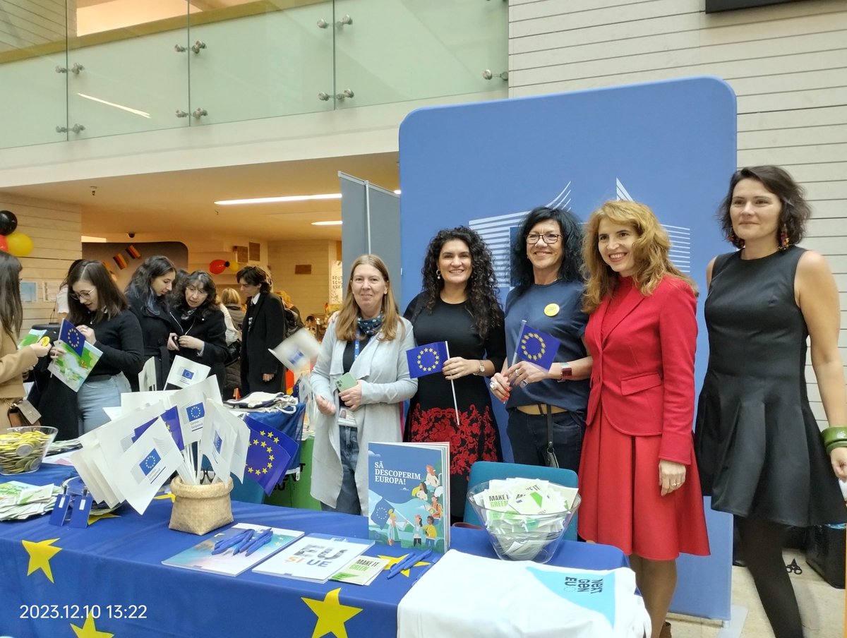 Travel_2Romania's tweet photo. 📍European Commission in România @RCERomania 🇪🇺🇷🇴
At the #IWA #Christmas #Bazaar a charitable,diplomatic event filled with festive joy.
December 10th,at the National Library #Bucharest #IWAXmasBazaar #CharityEvent #DiplomacyInAction #friendshipwithoutborders
#TraveltoRomânia https://t.co/xHderu6ojh