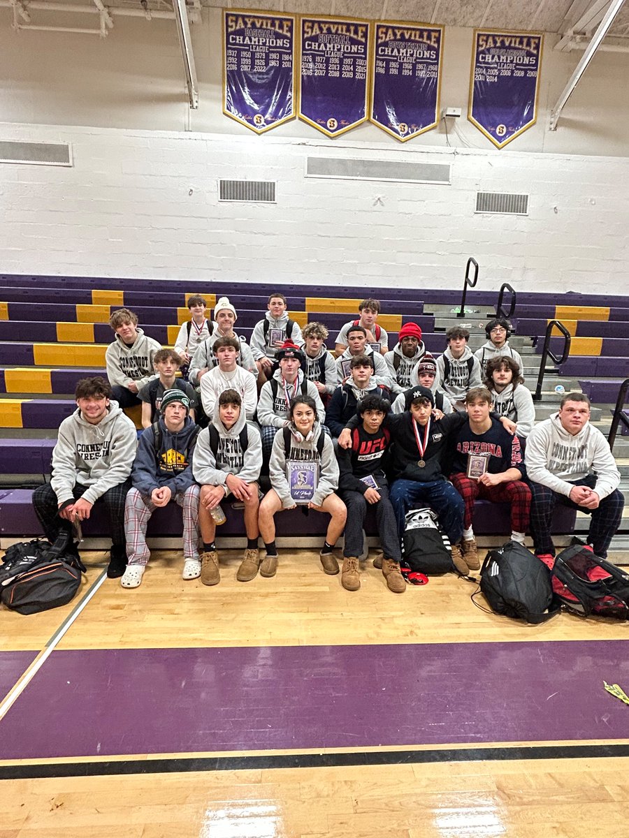 Conn_TBirds's tweet photo. A successful first couple of weeks to the season.  Varsity  winning both tournaments they entered and the JV getting some great experience at Calhoun, Sayville, and Massapequa.  Big week coming up with tough league matches with Lindy and Commack.  Keep working hard. https://t.co/AIfzcTq753