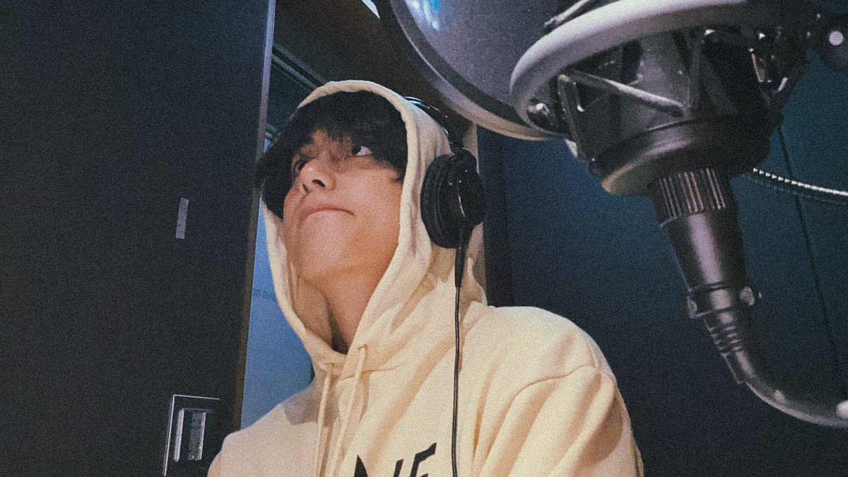 healwithtae's tweet photo. 🎞️♡ | #SeeYouSoonTaehyung https://t.co/8pK5ynzsqN