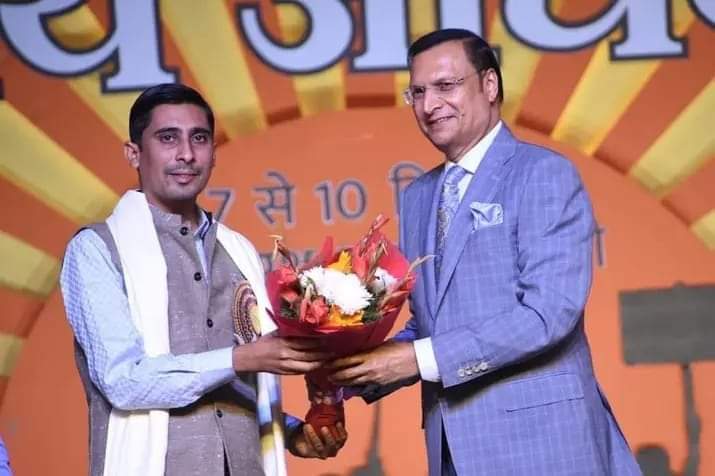 GautamTanwar_'s tweet photo. पाली के सुप्रसिद्ध जनसेवक डॉ. @sarkar_pali जी (संस्थापक स्वावलंबन फाउंडेशन) को प्रो. यशवंतराव केलकर युवा पुरुस्कार 2023 से सम्मानित होने पर ढेरों शुभकामनाएं एवं बधाई। #ABVP69thConference https://t.co/u1VYjUmWNy