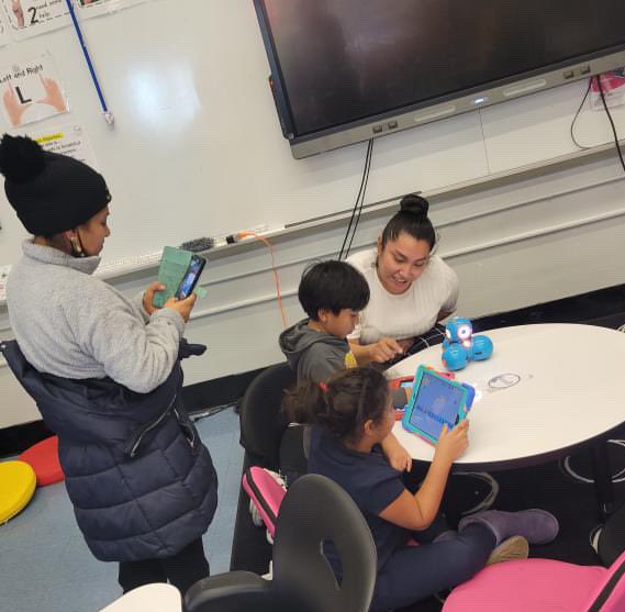 Onechancehope's tweet image. We had so much fun for #HourOfCode #CSEDWeek2023 from parent engagement. ST create algorithms using @ScratchJr to having dance off using @codeorg to creating their Hero’s @GoogleForEdu #CSFirstGoogle @NYCSchools @learningdrive @CSforAllNYC  @Csd7Bx @jonasbronck43 @CCrawfordTech