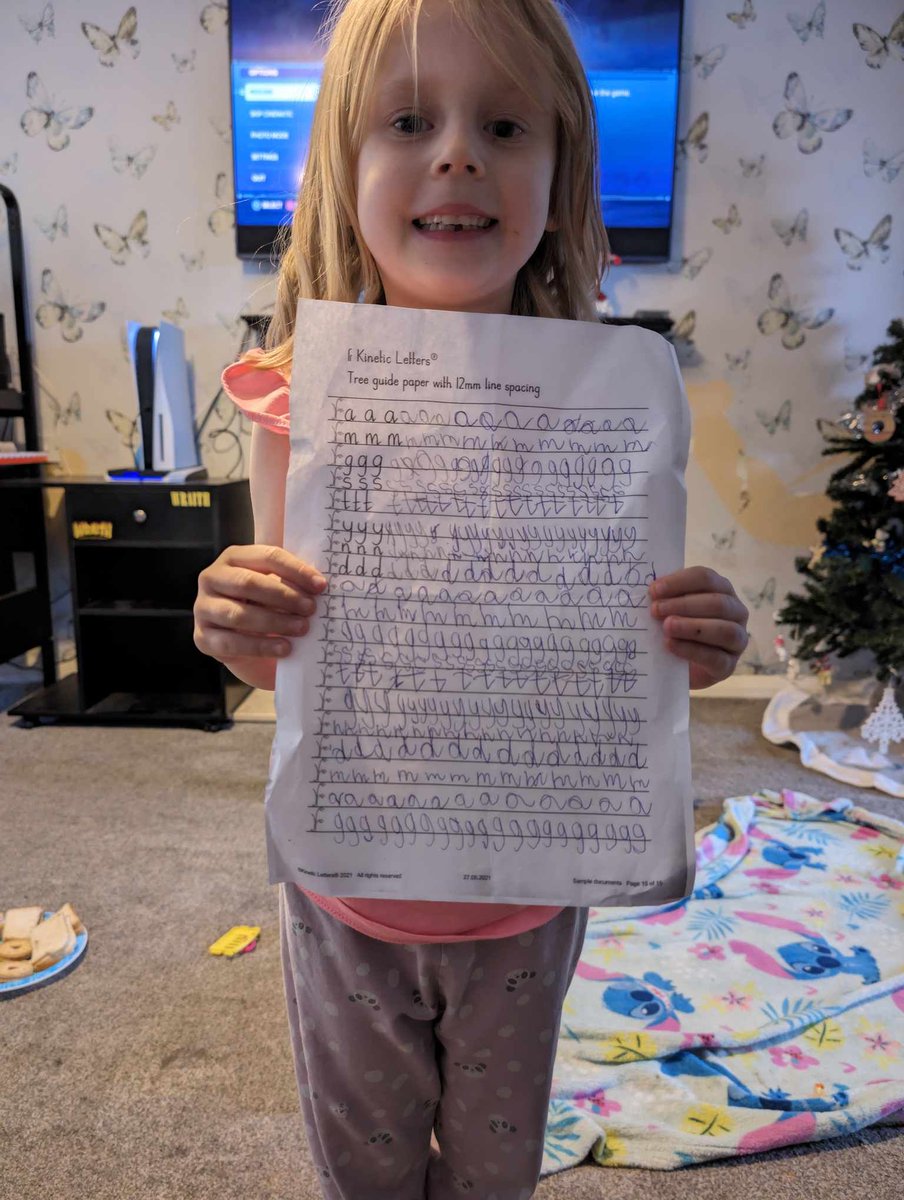 rayvanisawesome's tweet photo. Bad mummy forgot about the last two competitions but Freya absolutely smashed this one. I'm so proud of how far she's come with her writing ✍️ @GCAYear1 https://t.co/dnny3sT0Gc