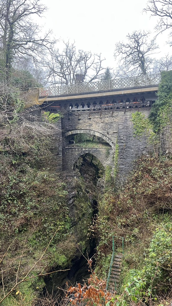 wapple15's tweet image. Just in time to say good morning from #DevilsBridge 🏴󠁧󠁢󠁷󠁬󠁳󠁿❄️🌧️🌧️🌧️🌧️