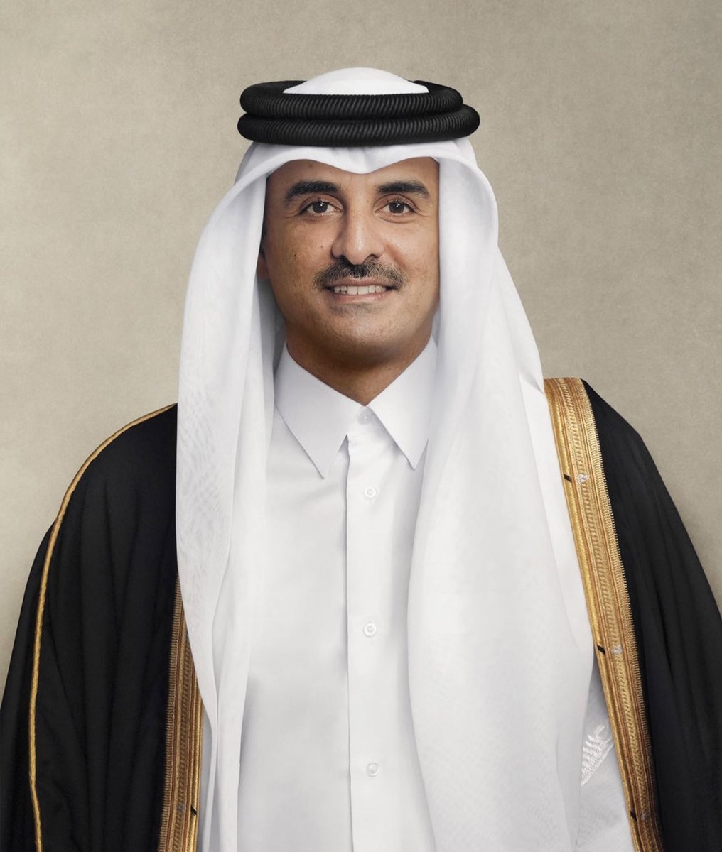 NadeebQa's tweet photo. 🇵🇸🇶🇦| سموّ الأمير @TamimBinHamad يوجه بعلاج 1500 جريح وكفالة 3 آلاف يتيم من الشعب الفلسطيني الشقيق في قطاع #غزة
 وستتكفل دولة قطر بنقل الجرحى ومرافقيهم بالتنسيق مع جمهورية #مصر العربية الشقيقة تمهيدًا للعلاج 

#غزة_تحت_القصف | #غزه_تقاوم 
#غزة_الآن | #نديب_قطر | #قطر 🇶🇦 https://t.co/YNgkY3IHox