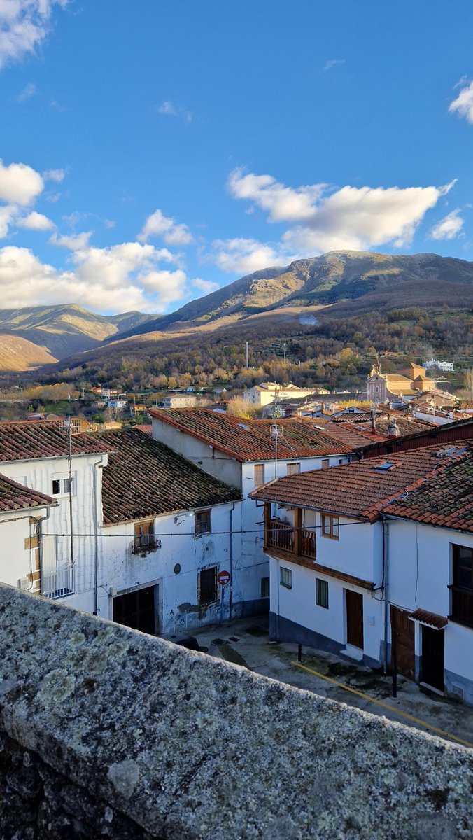 Asistimos al último día del III Congreso de Juventud  Rural en un entorno idílico, organizado por <a href="/_CJEx_/">Consejo de la Juventud de Extremadura</a> #hervas #Cáceres #soydepueblo
