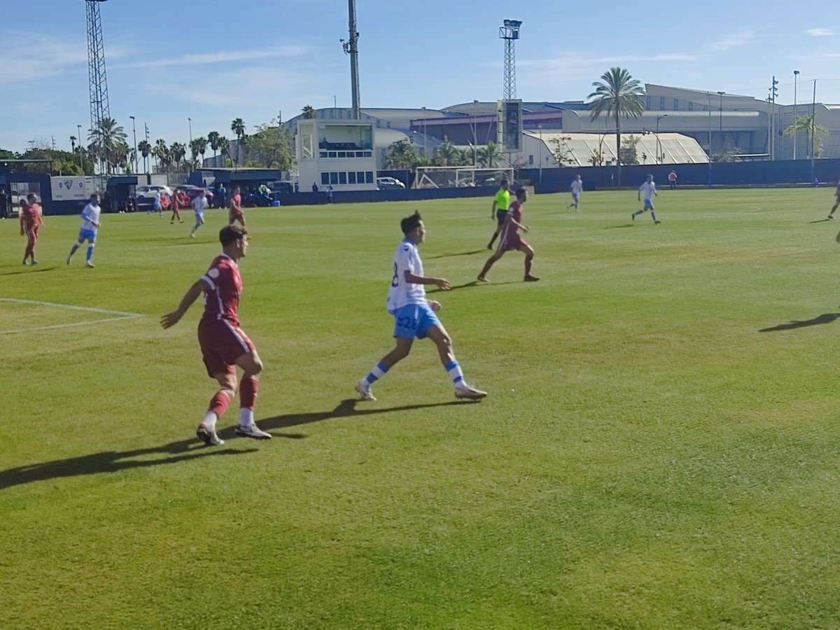 Comenzamos en la federación malagueña #atleticomalagueño @ Málagacf contra <a href="/CDRinconOficial/">CD Rincón</a> 
<a href="/futbolmalaga73/">Futbolmalagueño</a> 
#terceradivisiongrupo9