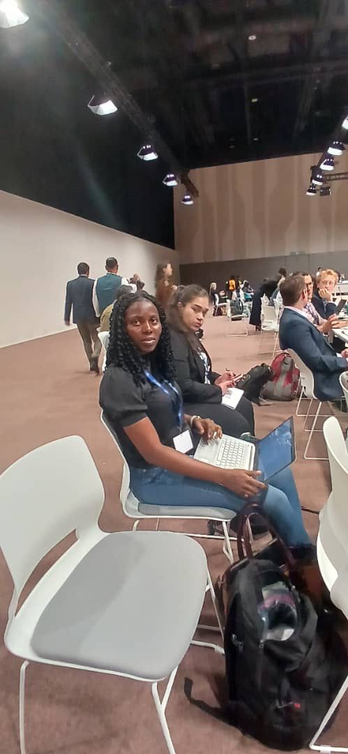 YouthBridge2's tweet photo. Meet Sharon Asenso, a Youth Bridge Foundation Advisory board member and a Junior Negotiator with the Ghana delegation at #COP28UAE  . She took part in Day 2 of negotiations with the Adaptation Team where several key points such as the SBI. #youthmatter #DUAPA https://t.co/gXBg3CRJAa