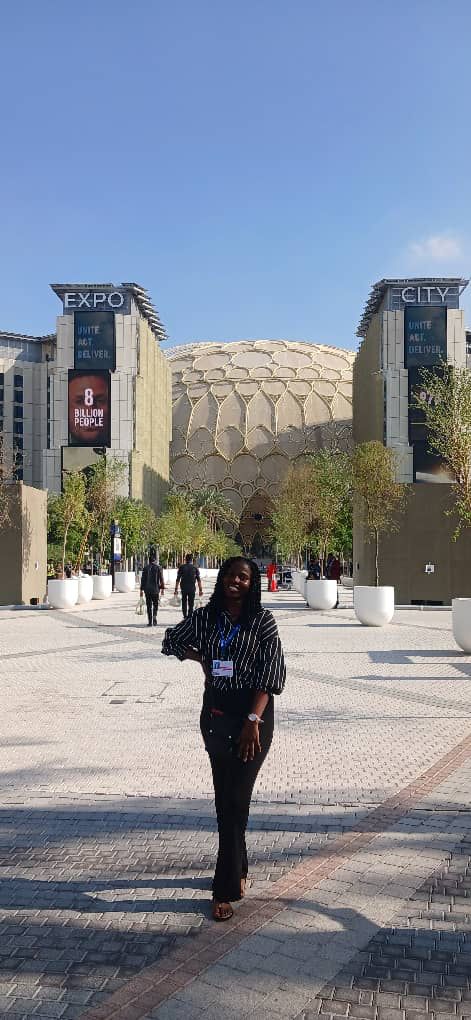 YouthBridge2's tweet photo. Meet Sharon Asenso, a Youth Bridge Foundation Advisory board member and a Junior Negotiator with the Ghana delegation at #COP28UAE  . She took part in Day 2 of negotiations with the Adaptation Team where several key points such as the SBI. #youthmatter #DUAPA https://t.co/gXBg3CRJAa
