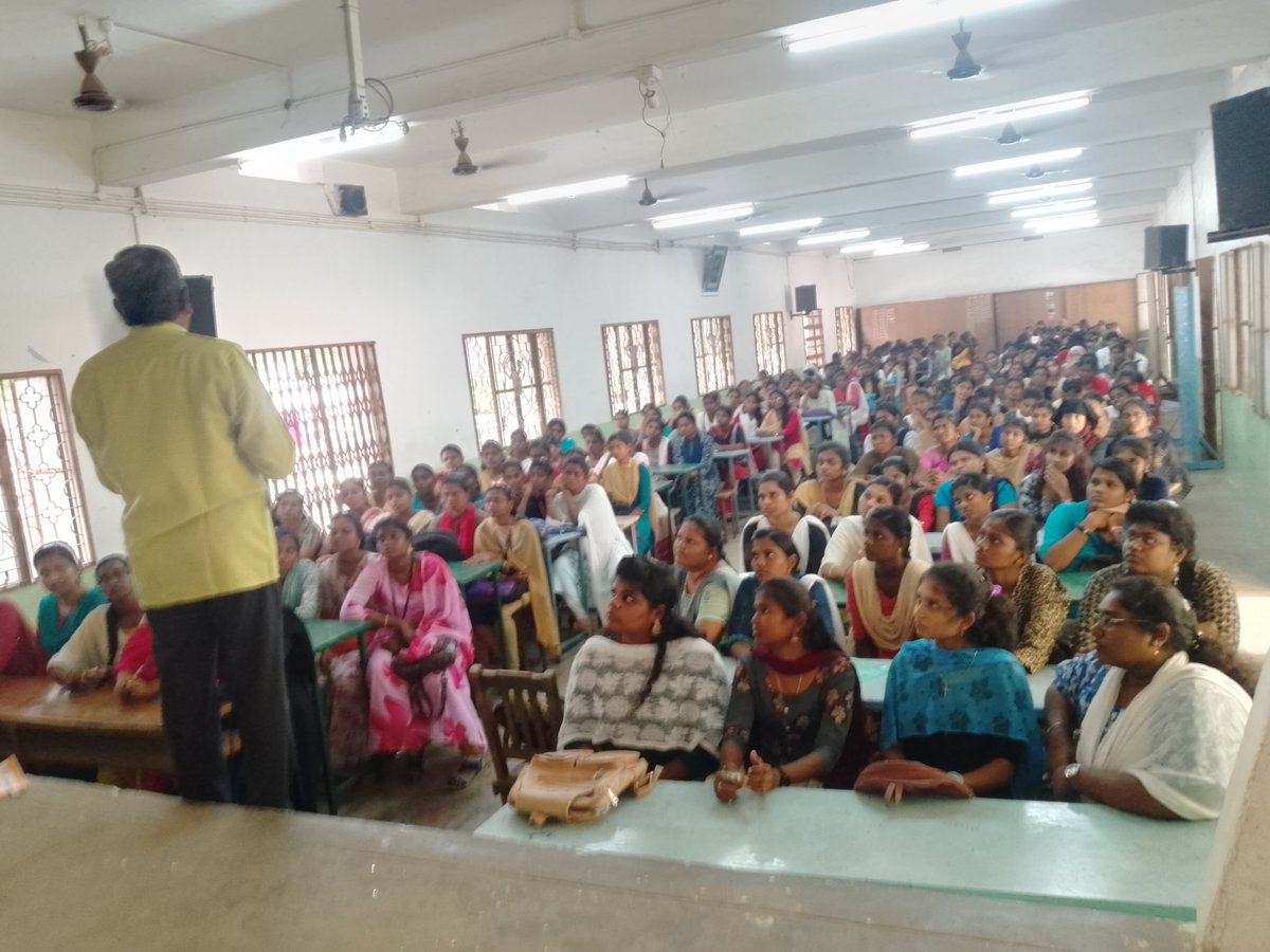 MyJesuraj's tweet photo. 250 students have participated in the entrance exam for free TNPSC group IV coaching. Thanks https://t.co/NrXSjoZ9LX