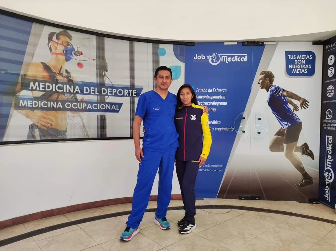 JOBMEDICAL1's tweet photo. RÉCORD NACIONAL Femenino
RÉCORD SUDAMERICANO Femenino
CLASIFICACIÓN DIRECTA A JUEGOS OLÍMPICO PARIS 2024
SILVIA ORTIZ récord nacional de Ecuador crono en 2:24:50 en el MARATÓN DE VALENCIA y de este modo obtiene pase directo a los Juegos Olímpicos París
JobMedical https://t.co/L5qVQmtBBp