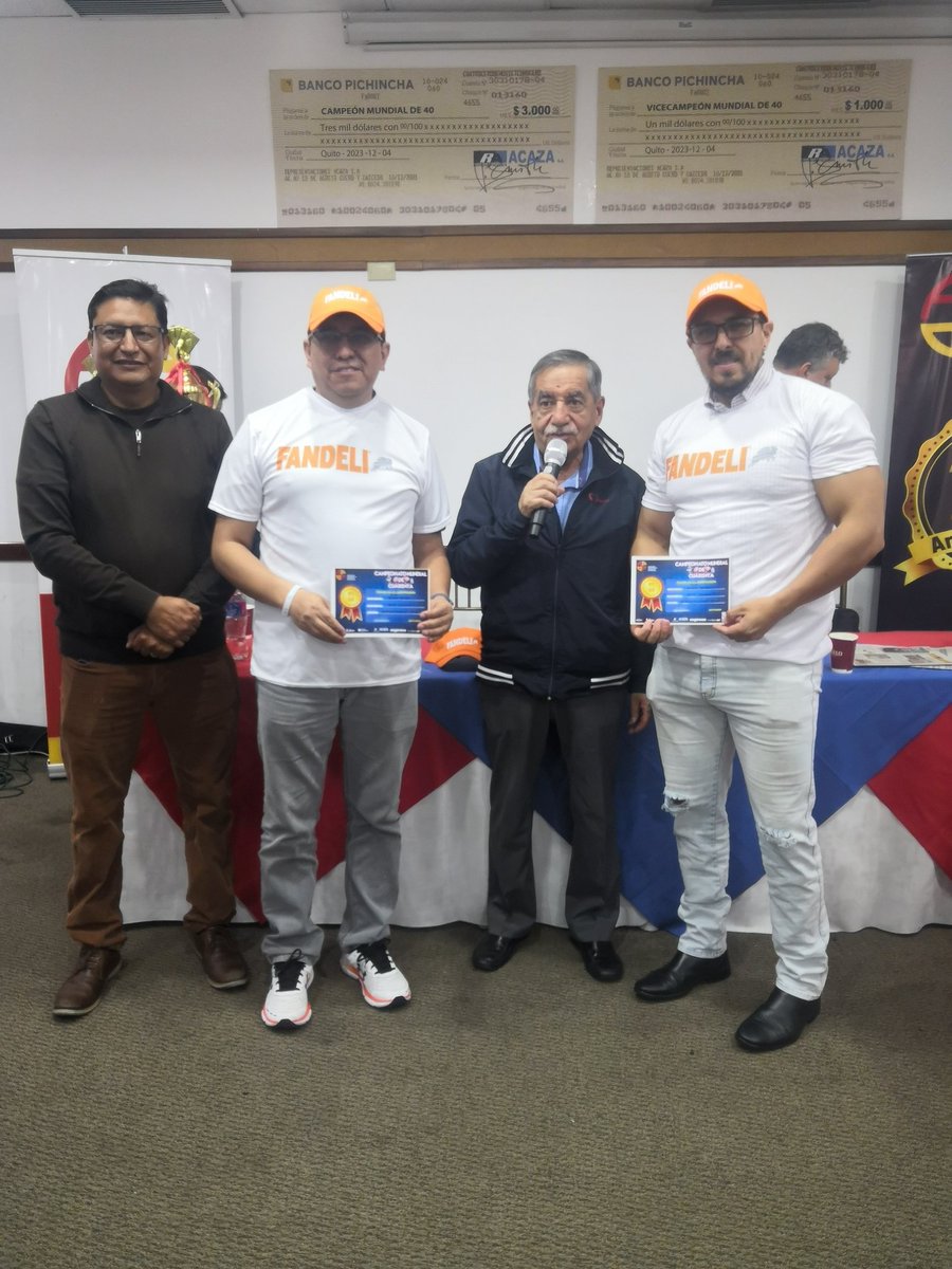APDPEcuador's tweet photo. Tenemos ya a las parejas finalistas del Mundial de 40 
👬 Edison Revelo -David Orquera 
👬 Henry y Ramiro Rivadeneira 
#FiestasDeQuito2023 
#vivaquito 
#Mundial40🃏♦️♣️❤️♠️
🔵🔴🔵 https://t.co/qk3EY2g9l7