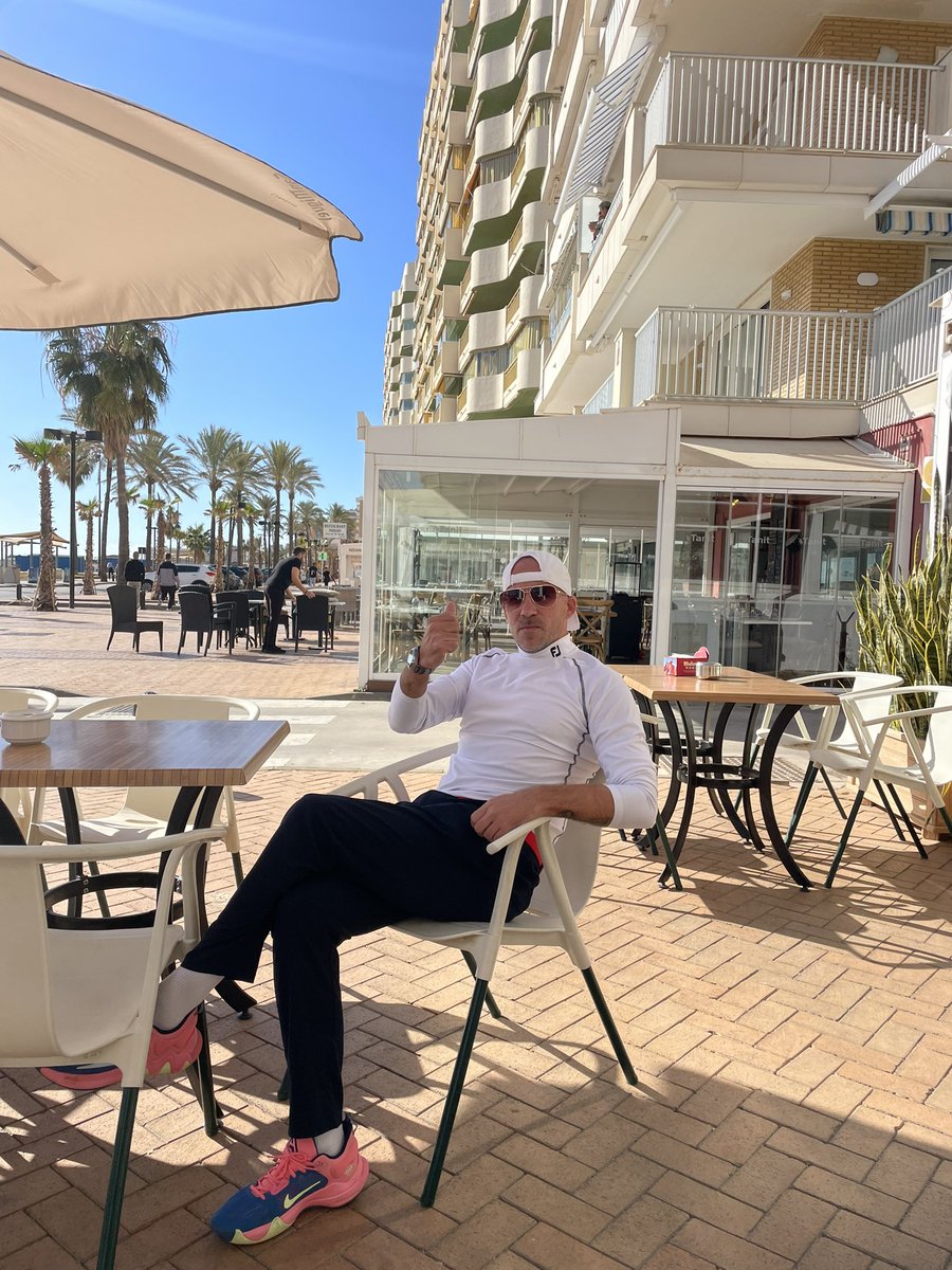 Back to arki. Tänään Valavuori LIVE klo 21, tiistaina Mummorulla Golf Open Marbella, keskiviikkona Mummorulla Golf Open Rio Real. Tiistain kisaan on vielä paikkoja, keskiviikon itsenäisyyspäiväkisa on täynnä.