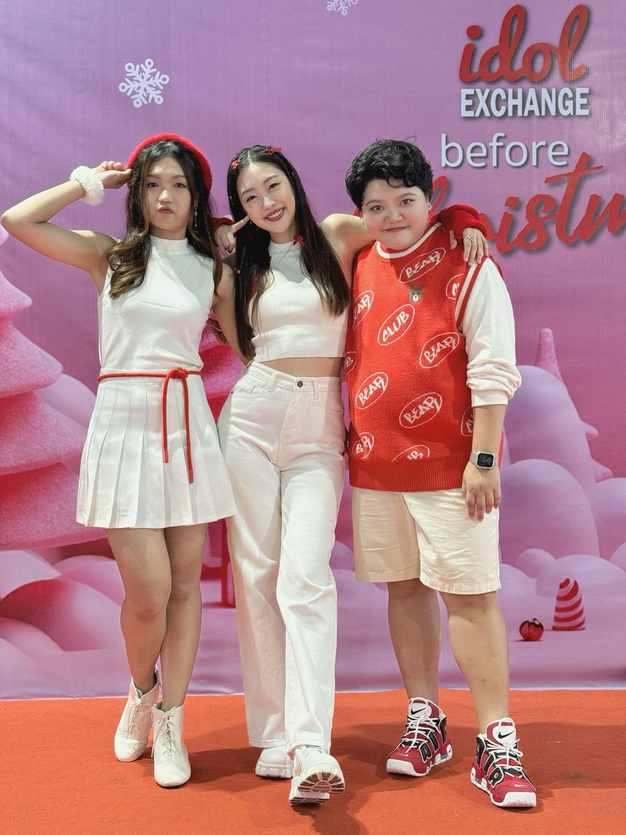 jokermaster619's tweet image. มาติดตาม #GPS กันได้นะฮะ กัน, แซนดี้, โอที น่ารัก และเก่งมากๆ เลย เพลงเพราะมากเลยครับ เตรียมพบกับ MV ใหม่ สำหรับคนรักน้องเหมียวเร็วๆ นี้ครับ^__^
.
m.facebook.com/story.php?stor…
.
#GPStrackingyou #TPOP #iPhone15ProMax #iPhonePhotography