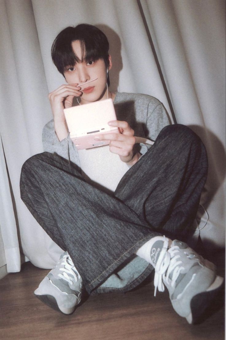 bubbleteakittyy's tweet photo. your aura and your ult bias https://t.co/IP45de6N2h