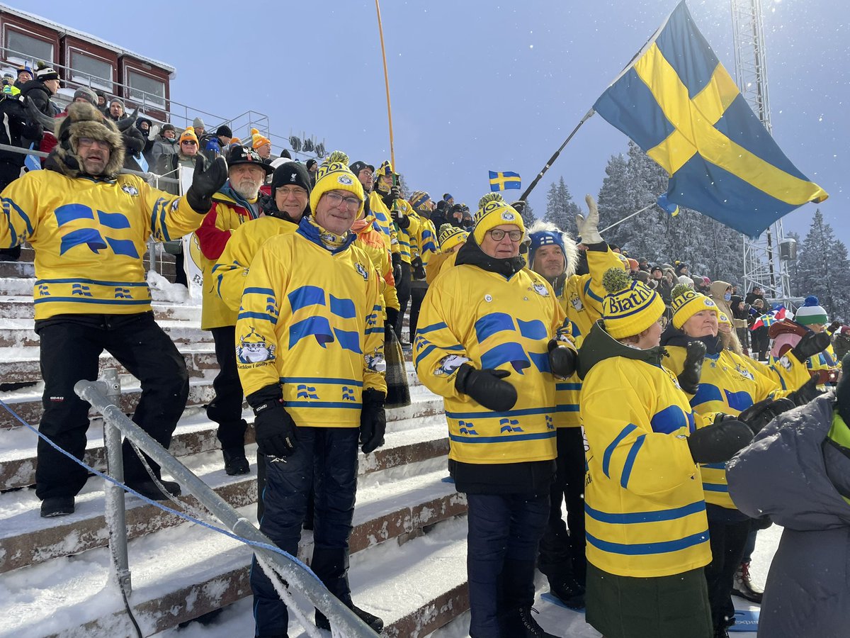 BiathlonFamilyS's tweet photo. Snart Jaktstarter i Östersund 🤩🇸🇪🇸🇪 https://t.co/xtVnOGXnOP