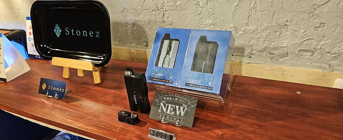 Cafe_HoTbox's tweet image. お疲れ様です！
死ぬほど暇なので21時に閉店します笑

もし21時以降ご来店予定されてた方いらっしゃいましたら、DM頂けましたらご対応致します！

 ＃大阪梅田 ＃1shot #1D #観光