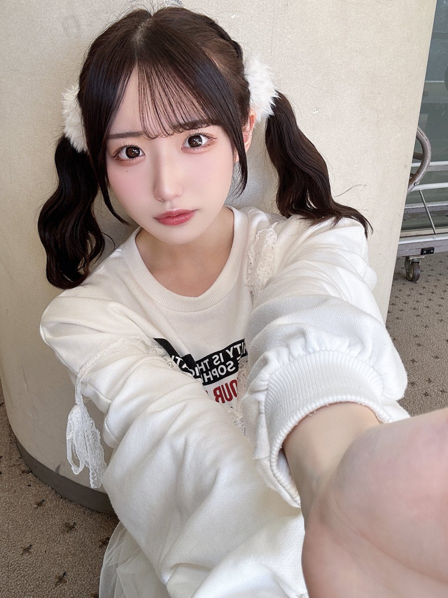 kingsari_emiru's tweet photo. よそ見禁止〜× https://t.co/fNGk7bduLp