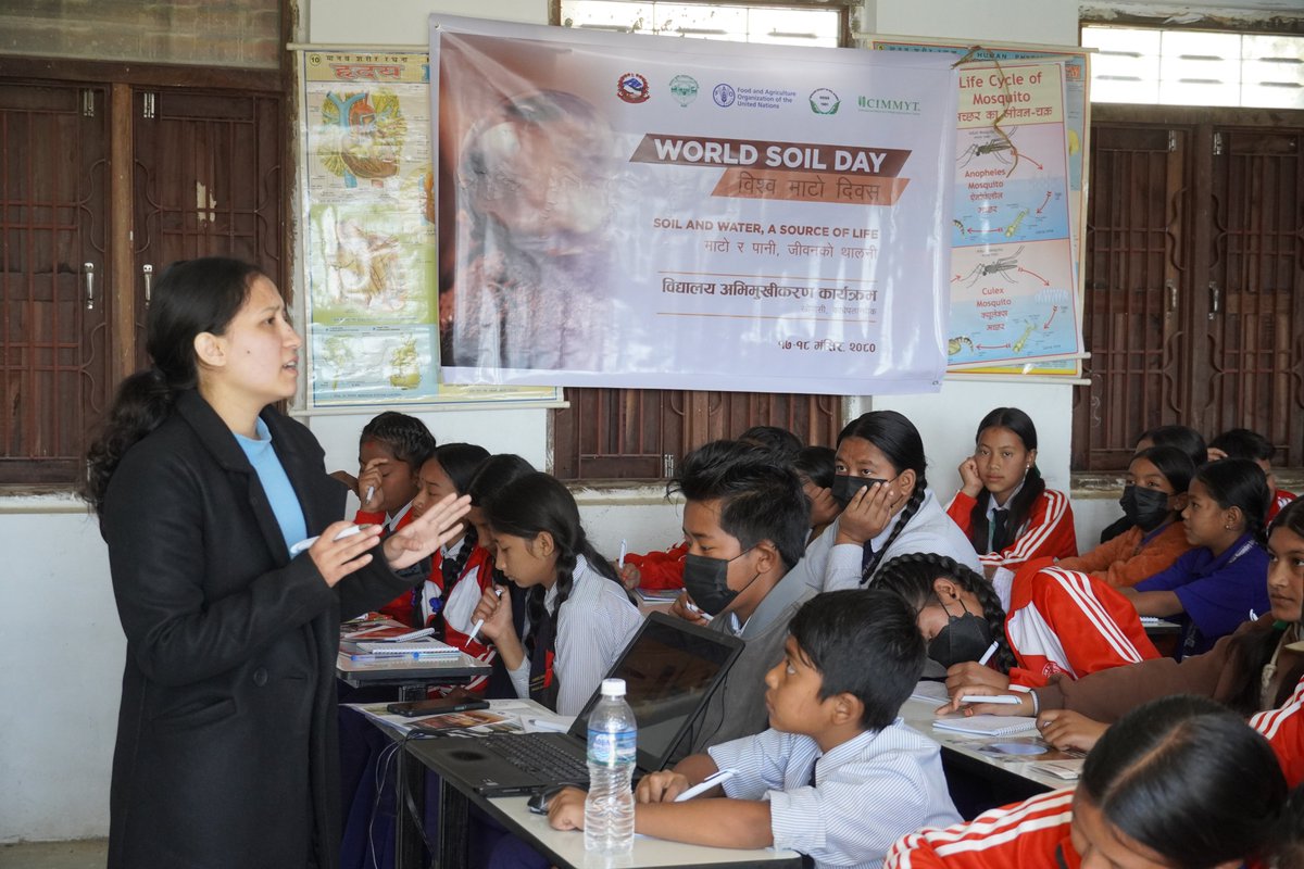 FAONepal's tweet image. FAO Nepal organized an "Importance of Soil Health" orientation at Shree Ram Madhyamik Vidhyalaya in Khopasi to celebrate World Soil Day, engaging students in presentations to highlight the significance of soil in our lives and the environment. 
#WSD2023 #InformedStudents