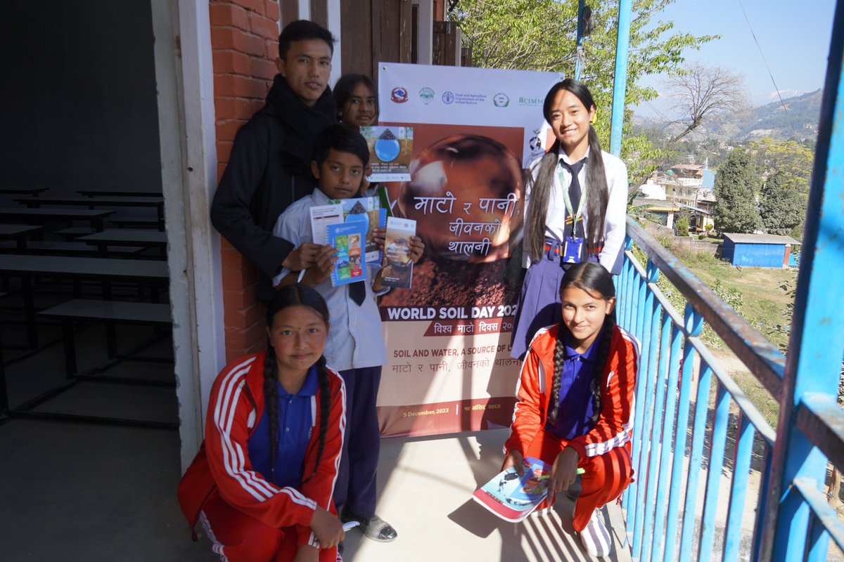 FAONepal's tweet image. FAO Nepal organized an "Importance of Soil Health" orientation at Shree Ram Madhyamik Vidhyalaya in Khopasi to celebrate World Soil Day, engaging students in presentations to highlight the significance of soil in our lives and the environment. 
#WSD2023 #InformedStudents