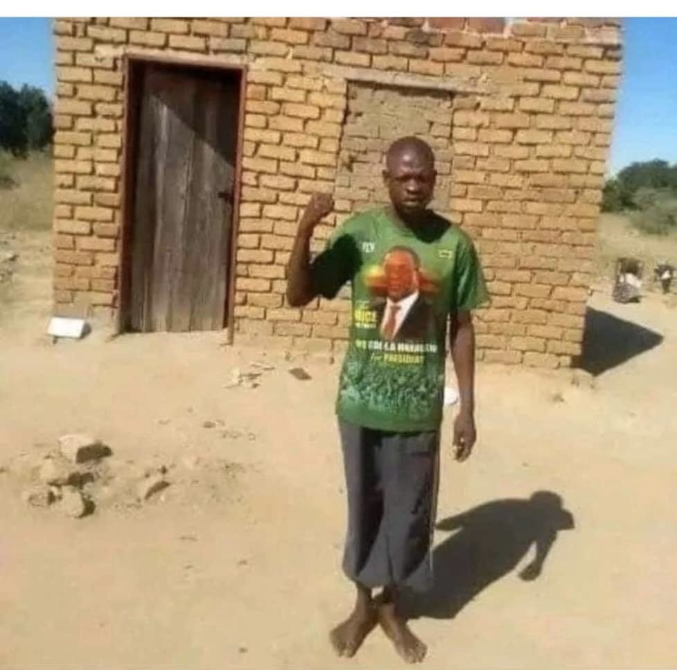 @maDube_ @abuhassan221 @AMakuyana @JMangoya This is me in front of my “mansion”complaining about the #MansionTax