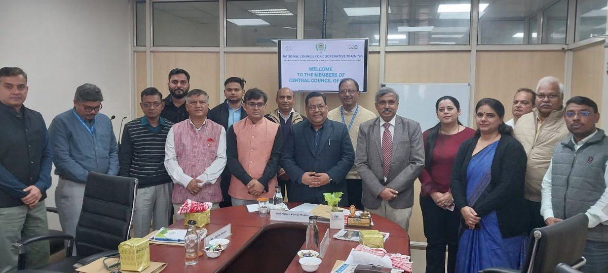 ICMAICMA's tweet photo. Moving forward for Collaboration with officials in the cooperative sector to leverage the expertise of CMAs in advancing the Prime Minister's vision of "Sehkar se Samriddhi." https://t.co/y36Hbm76oK