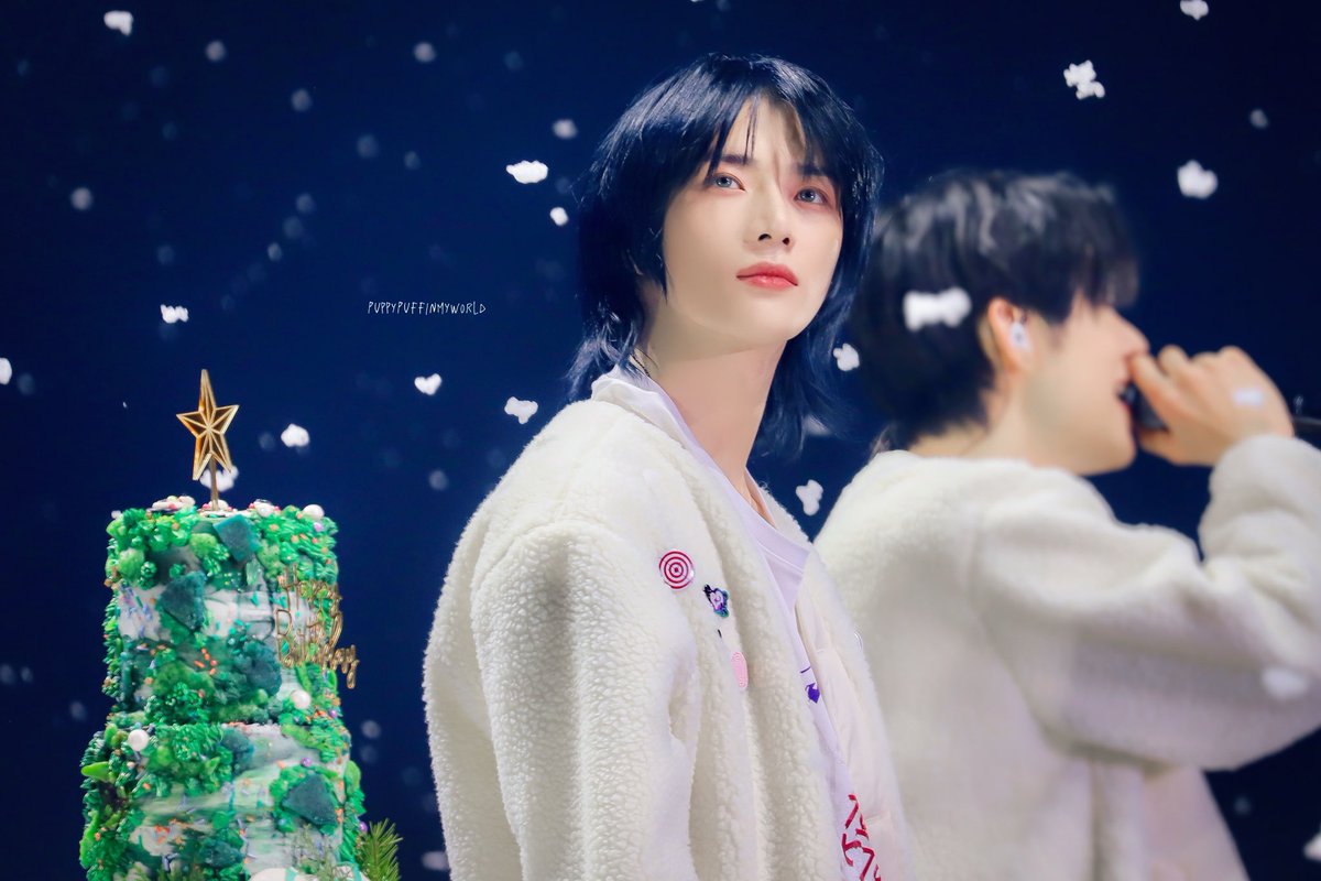 PuppyPuff_0313's tweet photo. 231203 ૮ o̴̶̷᷄ ·̫ o̴̶̷̥᷅ ა

❄️🥺

#범규 #BEOMGYU 
#TXT_범규 #TXT_BEOMGYU 
#투모로우바이투게더 #TXT 
#TOMORROW_X_TOGETHER https://t.co/kkvlFq0Ns7