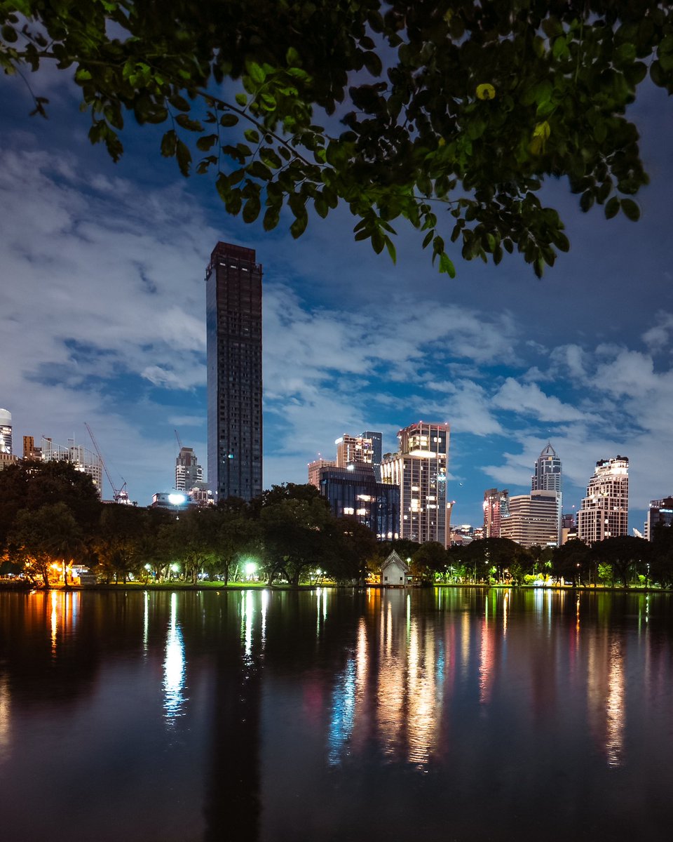 غروب اليوم من حديقة بانكوك 🌆

.