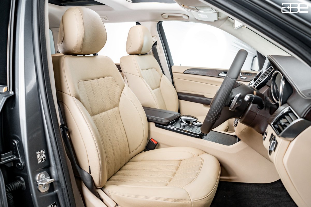 AutoBestEmperio's tweet photo. New In Stock !
2019 MERCEDES-BENZ GLS 350D 4-MATIC GRAND EDITION

► Call At 8888588886
► Price- https://t.co/7KFf1adQ3j
► Website - https://t.co/LXgmXUBCb8

Fancy Number 0066, 37,300 km Driven • Diesel
• 
🚘#luxurycars #autobestemperio #teamautobest #mercedes #teamindia https://t.co/9epgdEjayV