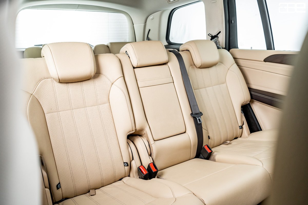 AutoBestEmperio's tweet photo. New In Stock !
2019 MERCEDES-BENZ GLS 350D 4-MATIC GRAND EDITION

► Call At 8888588886
► Price- https://t.co/7KFf1adQ3j
► Website - https://t.co/LXgmXUBCb8

Fancy Number 0066, 37,300 km Driven • Diesel
• 
🚘#luxurycars #autobestemperio #teamautobest #mercedes #teamindia https://t.co/9epgdEjayV