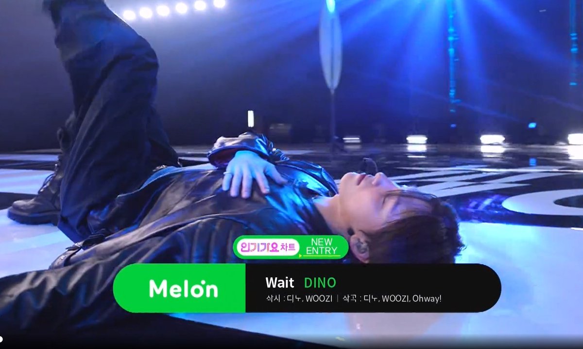 minghaocheol_'s tweet photo. EVERYONE IT'S DINO ON INKIGAYO https://t.co/1rwlO7ASET