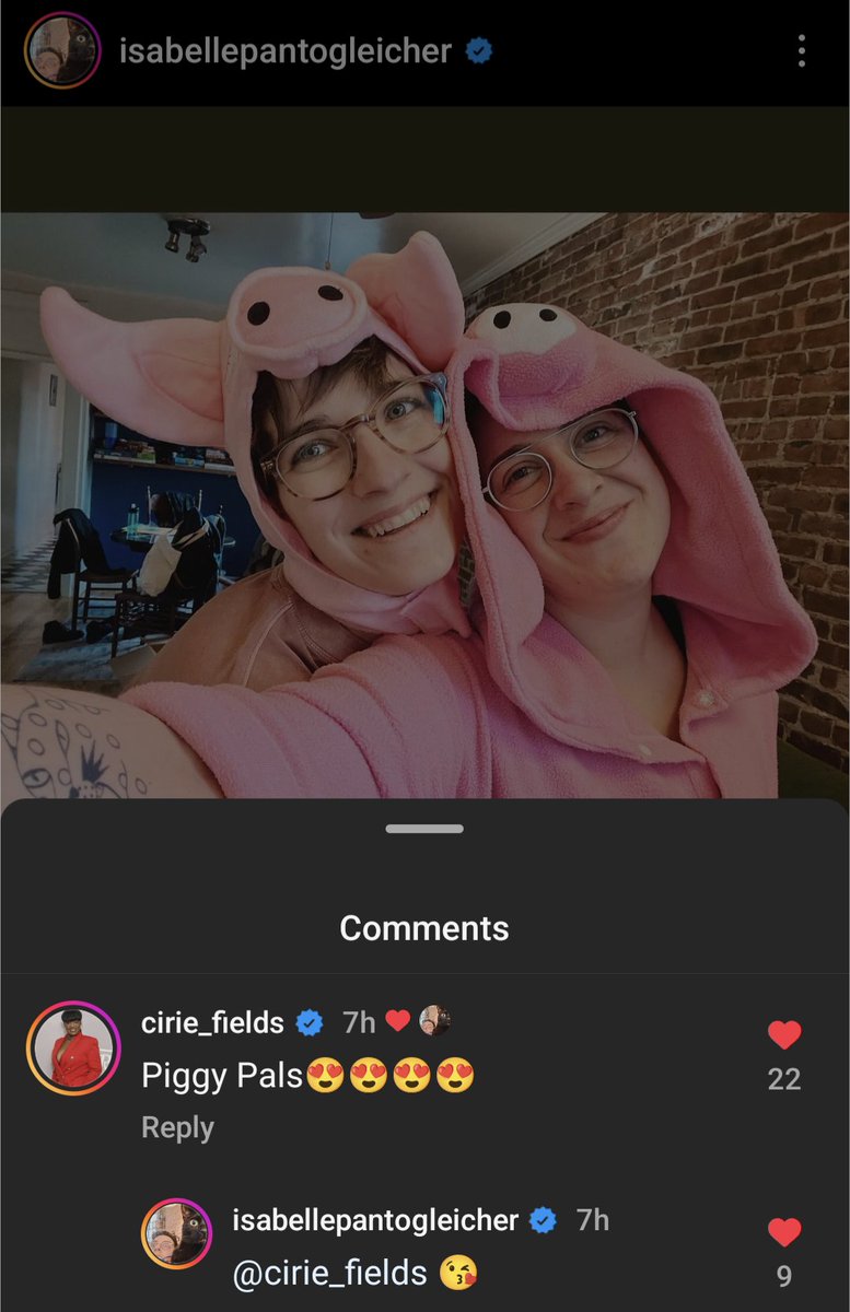 Heidi6474324197's tweet photo. There's a lot of cuteness here #cirizzy #bb25 https://t.co/jV1D5whLwn