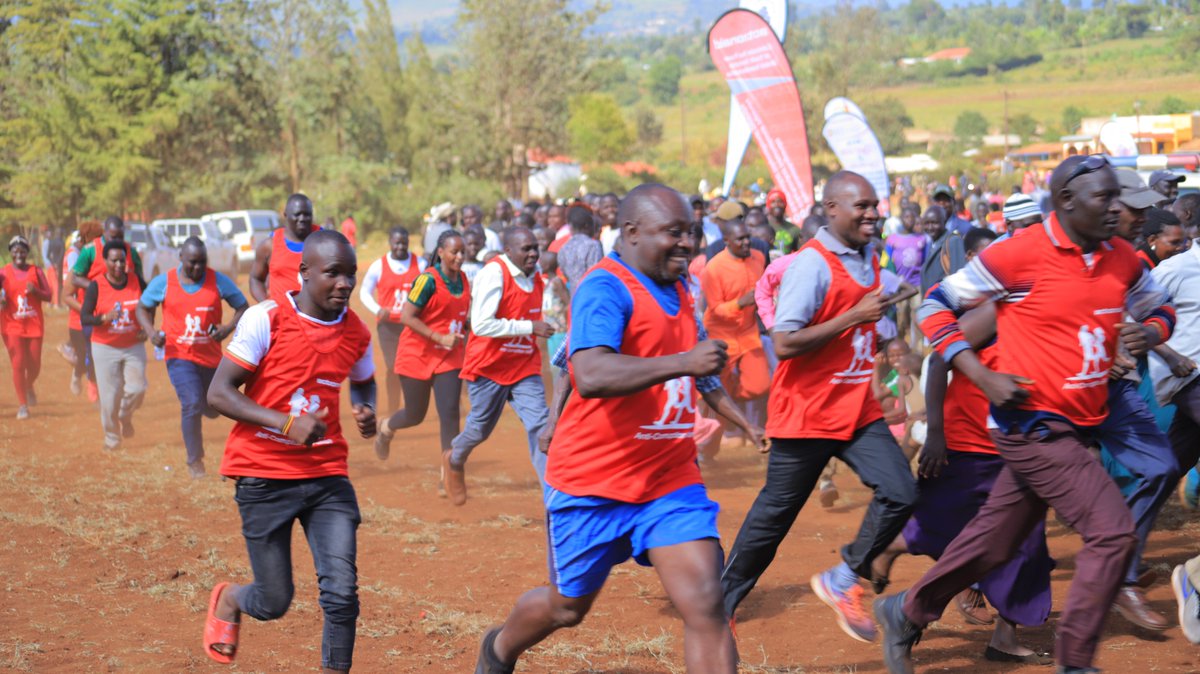actionaiduganda's tweet photo. We have just completed the 800m race featuring civil society  and political leaders, including the RDC, Bukwo who are  gathered to show solidarity in the war against corruption. The marathon is one of the activities to commemorate the Anti-Corruption Day.  #StandAgainstCorruption https://t.co/RE8m17A1ue