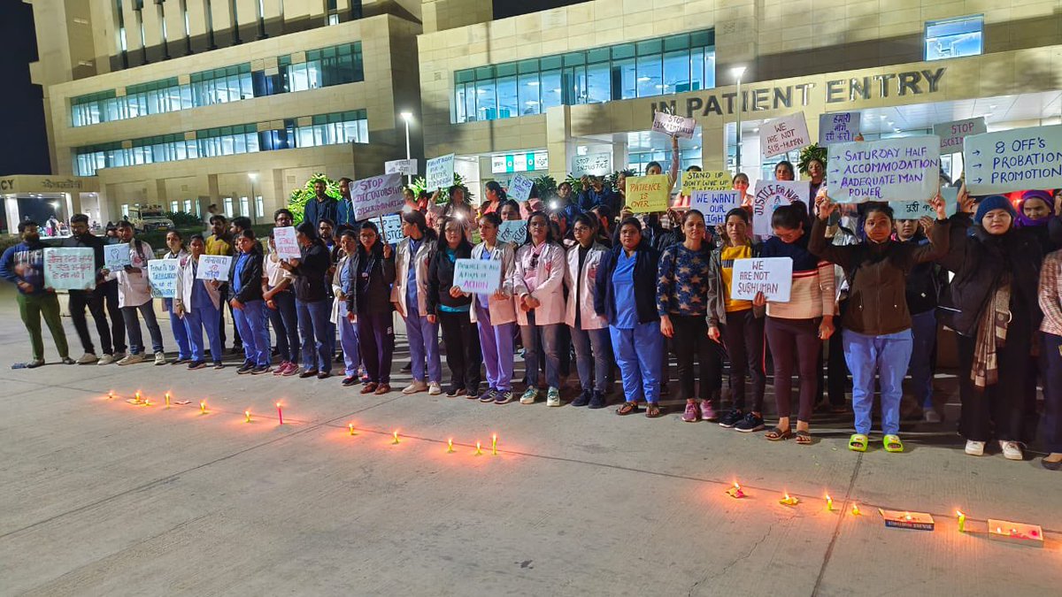 RaviPingoliya's tweet photo. Day 8
Join us in the fight for justice!We're standing up for our legal rights through a peaceful protest at AlIMS Bathinda. @mansukhmandviya
@MoHFW_INDIA @PMOIndia @harish_kajla
@ptcnews @propunjabtv
@News18Punjab @bbcnewspunjabi
#LegalRightsprotest #justiceforaiimsbtinurses https://t.co/9MfllSyHwl