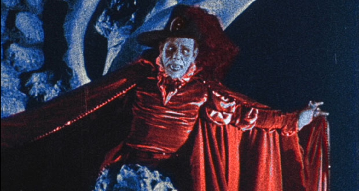 HorrorHammer1's tweet photo. Lon Chaney as Death in The Phantom of the Opera (1925) https://t.co/UBNmjawWBk
