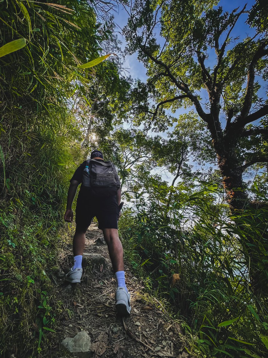 SouhomD's tweet photo. This is not himachal its a small town called tumjang in Dima Hasao district of Assam
I wander how can such destinations haven't come to Limelight yet.Assam govt. must make it one of the heritage destination and preserve these places🇮🇳, just amazed by the breathtaking views.#assam https://t.co/iWlYrBrdGw