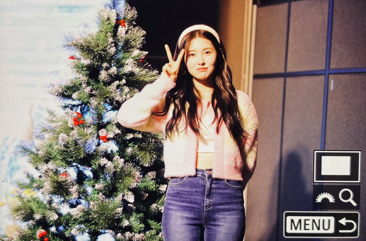 yebinhouse's tweet photo. 231203 백예빈

LOVE https://t.co/MOEGXGzEBd