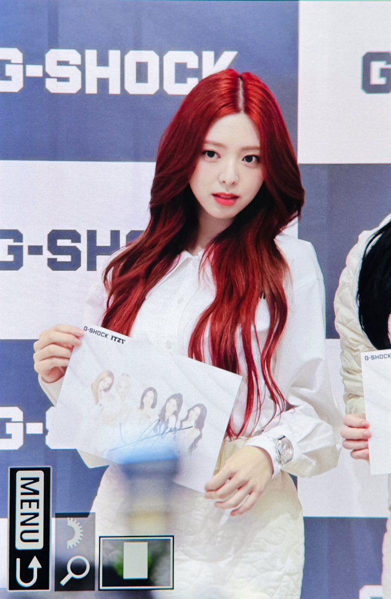 231203 지샥 팬싸인회 프리뷰
아름다워.. 🩵🐰💕

#있지 #유나 #신유나 #ITZY #YUNA 
<a href="/ITZYofficial/">ITZY</a>