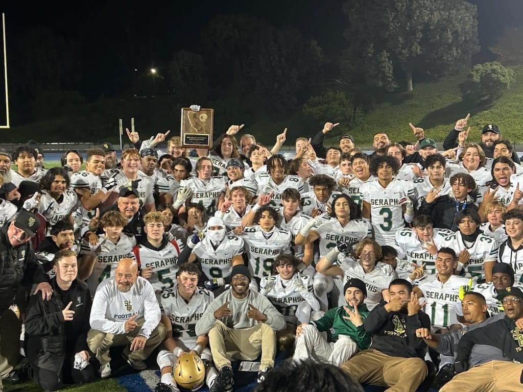 gsjimenez's tweet photo. Going to State!  #ReturnToGlory #SBHS https://t.co/sjJa0Qfu1A