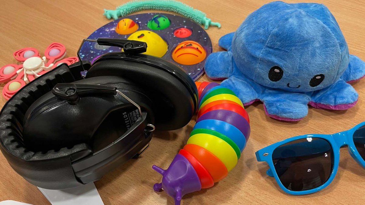 It is our aim to make everyone welcome, and to be as inclusive as we can 💛

Did you know you can request Sensory Bags at reception? 🛍

Each bag will include items such as ear defenders, visual aids such as a map, and sensory toys to help manage emotions ❤️